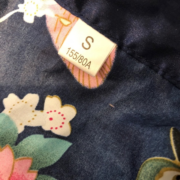 Bridal Floral Navy Blue Silky-Like Robe - Picture 5 of 6